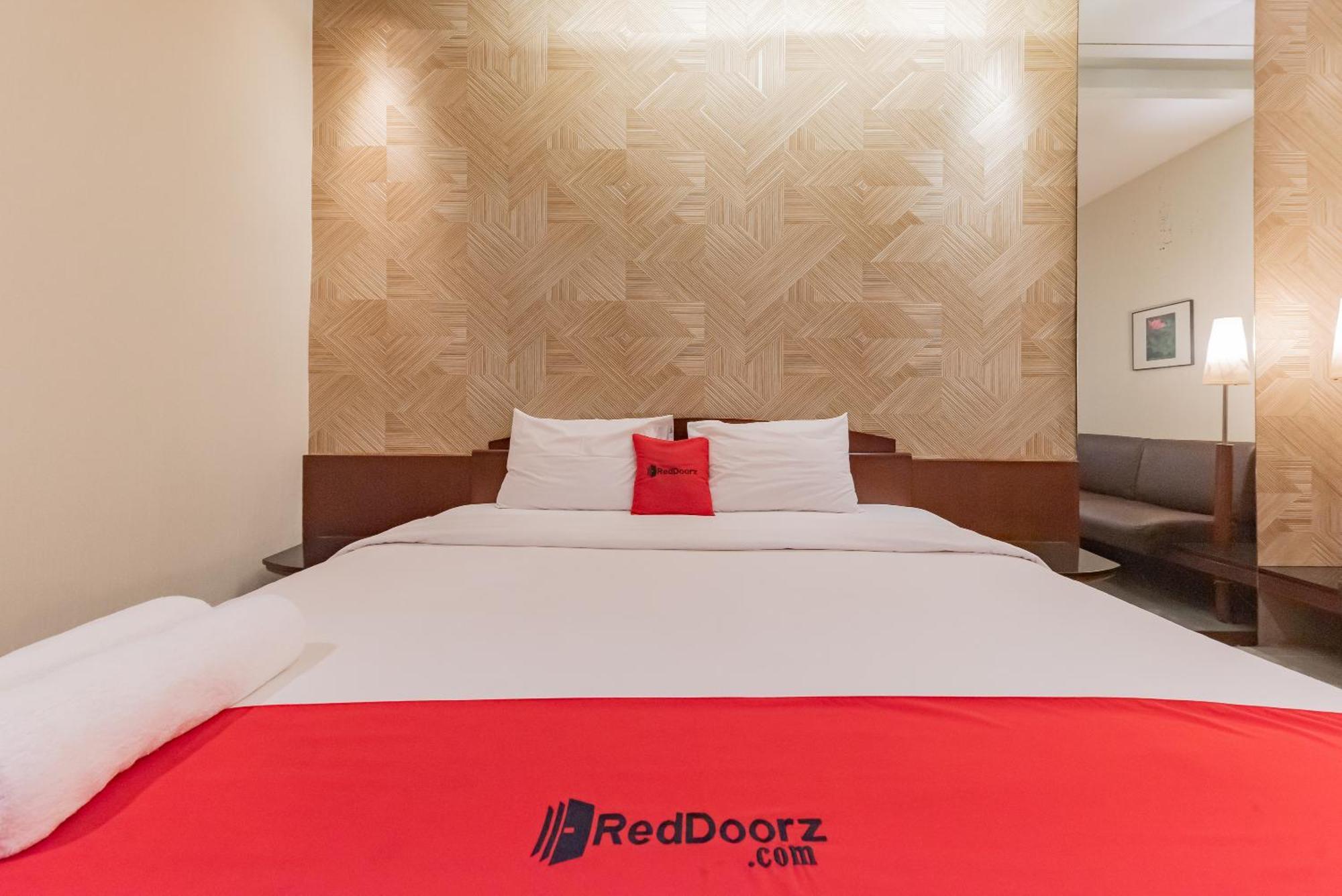 Reddoorz Plus @ Cipaganti Street 3 Бандунг Екстериор снимка